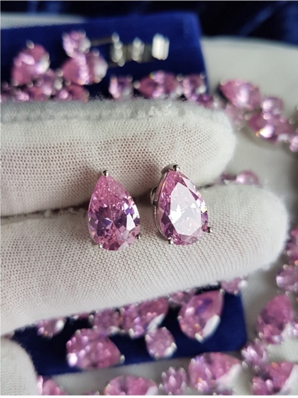 Swarovski Elements Pink Teardrop & Round Gemstone Statement Necklace & Studs NEW - Picture 7 of 17